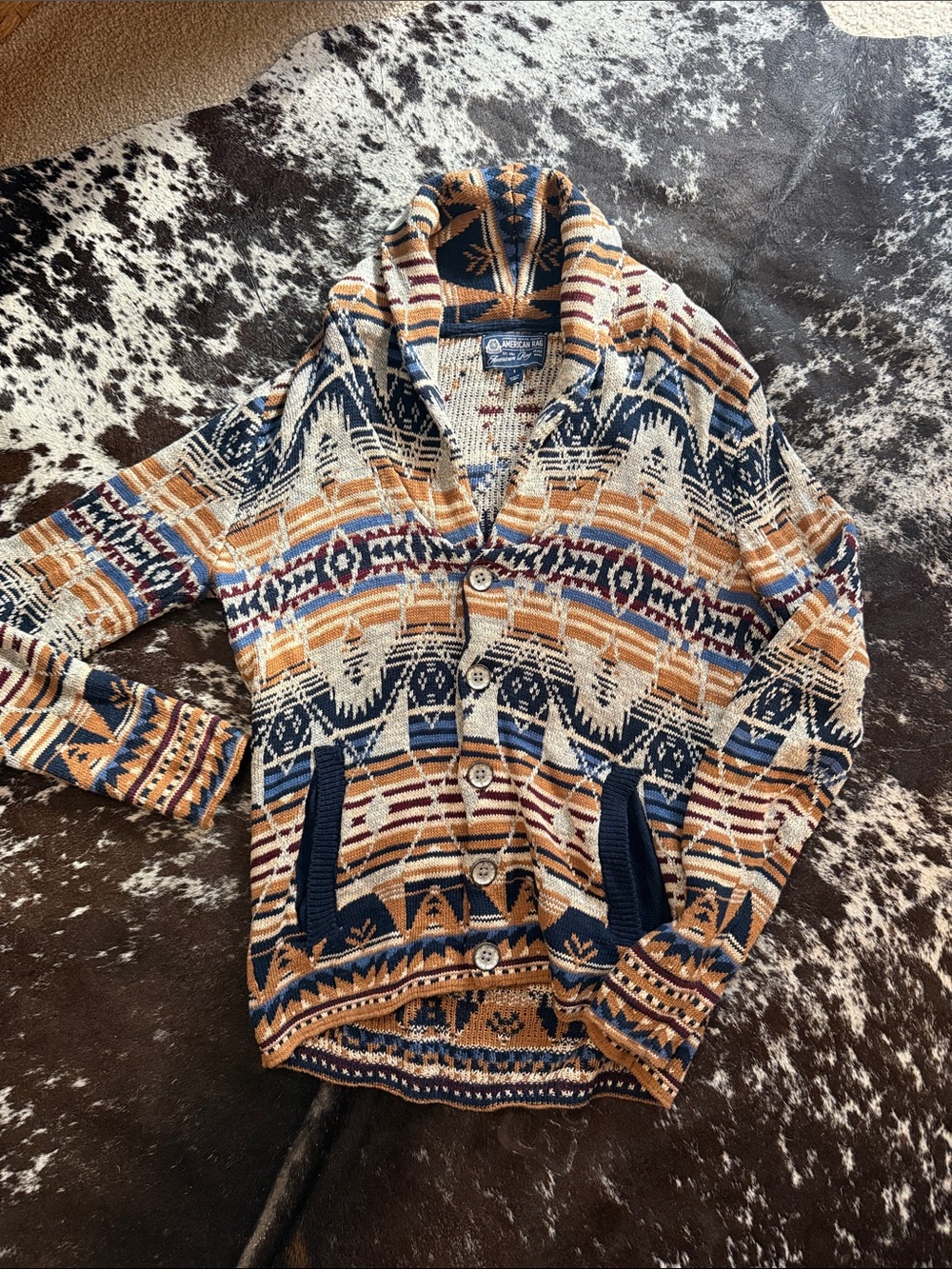 American Rag men’s aztec sweater size small